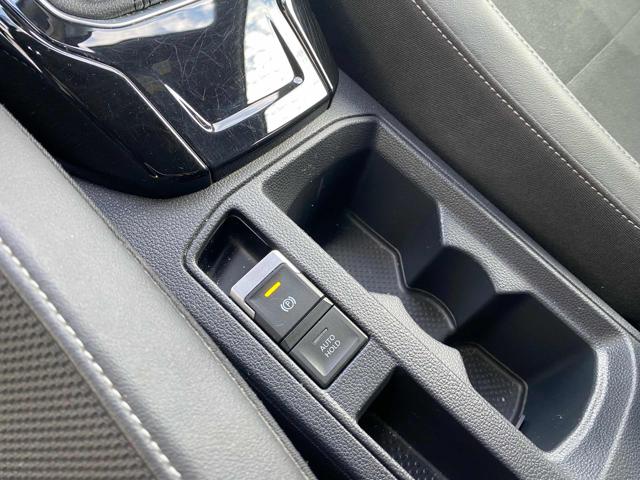 VOLKSWAGEN T-Roc usata, con Fari LED