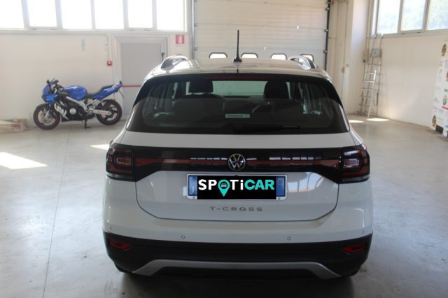 VOLKSWAGEN T-Cross usata, con Autoradio