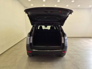 PEUGEOT 5008 usata, con Isofix
