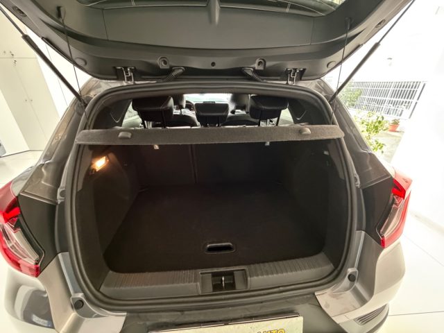 RENAULT Captur usata, con Sedile posteriore sdoppiato