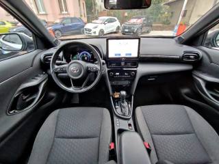TOYOTA Yaris Cross usata, con Controllo automatico clima