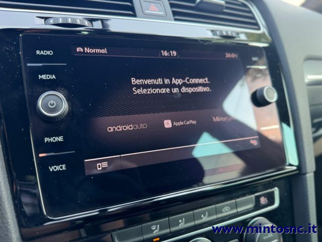 VOLKSWAGEN Golf usata, con Boardcomputer