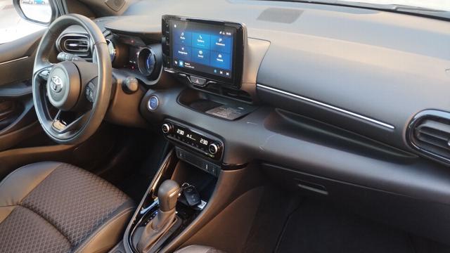 TOYOTA Yaris usata, con Bluetooth