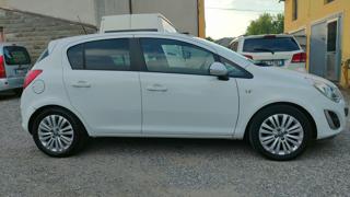 OPEL Corsa usata, con Airbag