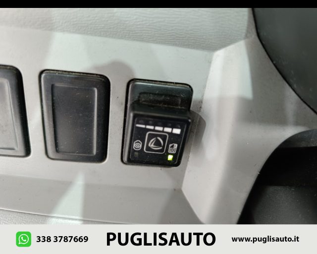NISSAN Pixo usata 10