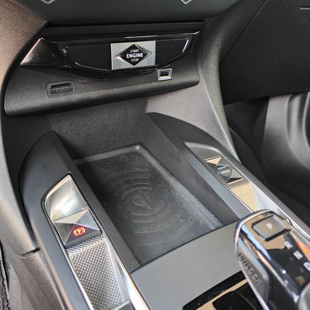 DS AUTOMOBILES DS 3 Crossback usata, con Sedile posteriore sdoppiato