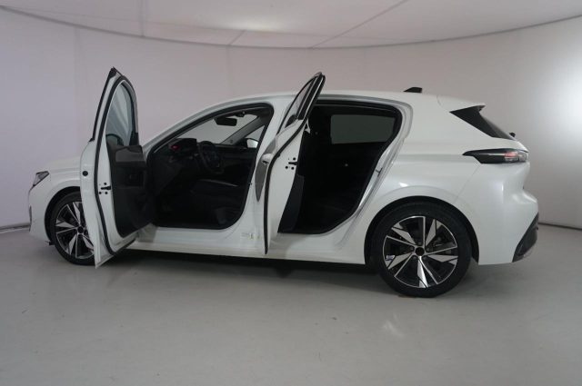PEUGEOT 308 usata, con Leve al volante