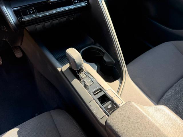 TOYOTA C-HR usata, con USB