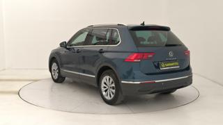 VOLKSWAGEN Tiguan usata, con Airbag laterali