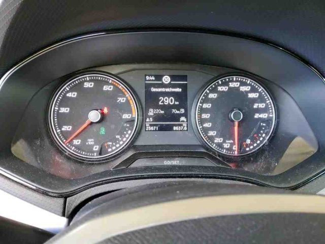 SEAT Arona usata, con Boardcomputer