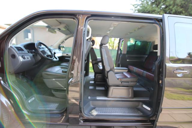 VOLKSWAGEN Multivan usata, con Controllo trazione