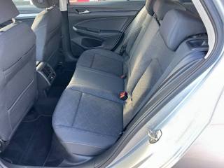 VOLKSWAGEN Golf usata, con Autoradio