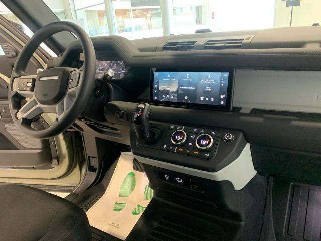 LAND ROVER Defender usata, con Controllo trazione