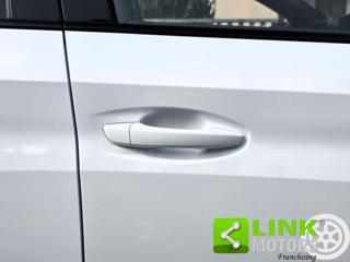 PEUGEOT 208 usata, con Sedile posteriore sdoppiato