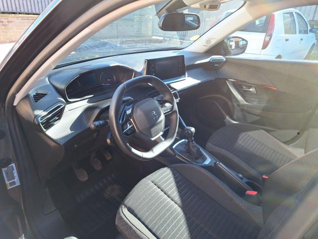 PEUGEOT 2008 usata 9