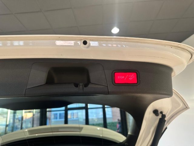 MERCEDES-BENZ GLA 200 usata, con Airbag testa