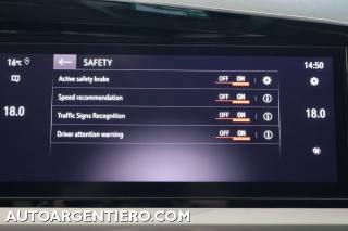 OPEL Grandland usata, con Portellone posteriore elettrico