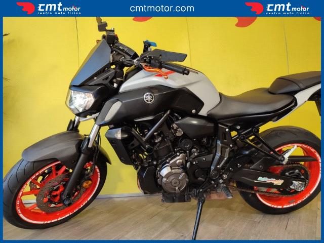 YAMAHA MT-07 usata 7