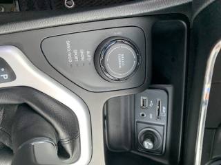 JEEP Cherokee usata, con Interni in pelle