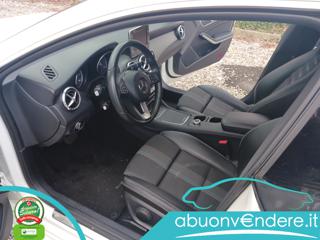 MERCEDES-BENZ CLA 200 usata, con Controllo automatico clima