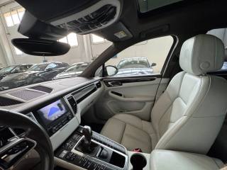 PORSCHE Macan usata, con USB