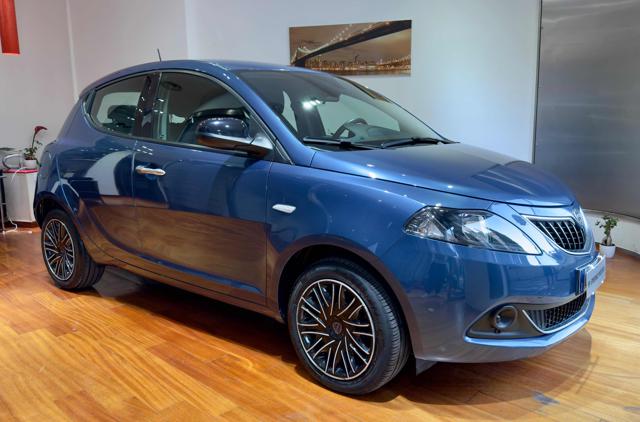 LANCIA Ypsilon usata, con ABS