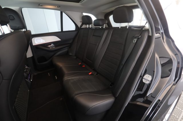 MERCEDES-BENZ CLA usata 9