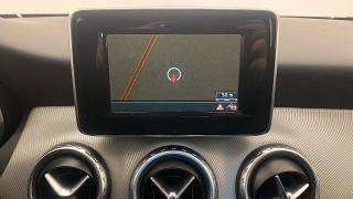 MERCEDES-BENZ GLA 200 usata 10