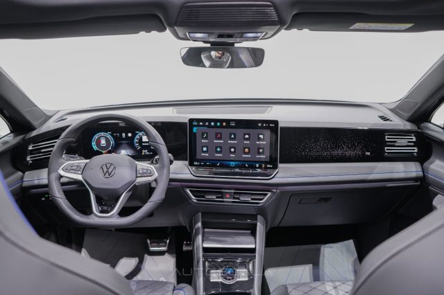 VOLKSWAGEN Tiguan usata, con Sensore di pioggia