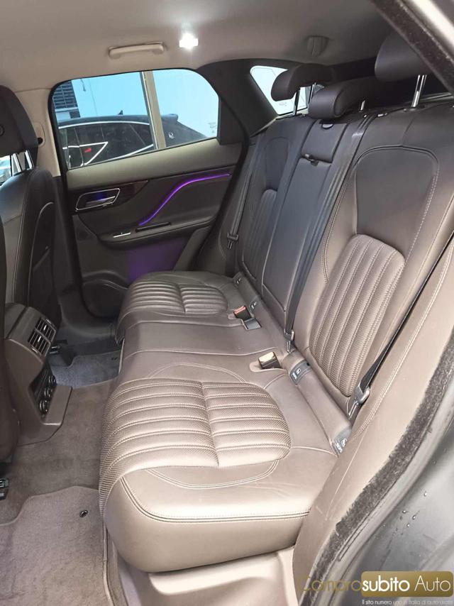 JAGUAR F-Pace usata 31