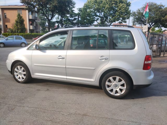 VOLKSWAGEN Touran usata, con Antifurto