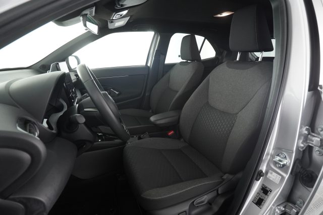 TOYOTA Yaris Cross usata 2