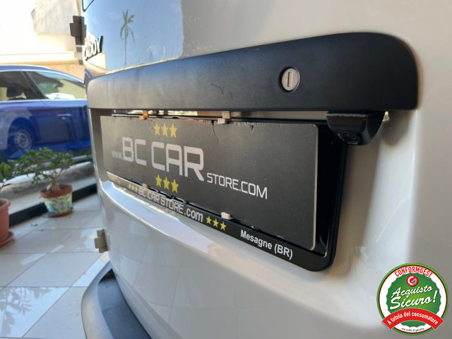 VOLKSWAGEN Caddy usata, con Sensori di parcheggio posteriori