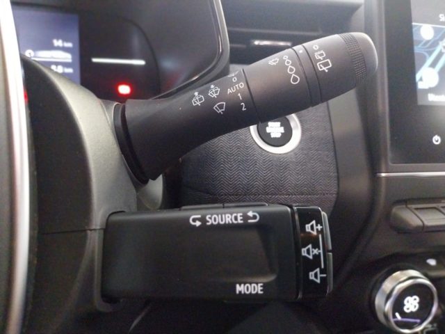 RENAULT Clio usata, con USB