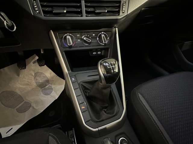 VOLKSWAGEN Taigo usata, con Fari LED