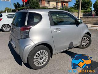 TOYOTA iQ usata, con Alzacristalli elettrici