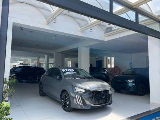 PEUGEOT 208 usata, con Autoradio