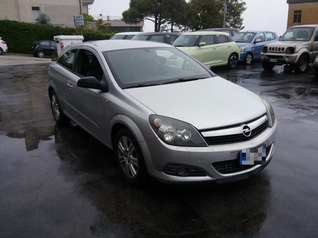 OPEL Astra usata, con Airbag laterali