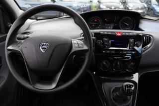 LANCIA Ypsilon usata, con ESP