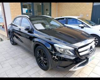 MERCEDES-BENZ GLA 220 usata, con Airbag Passeggero