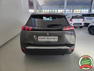 PEUGEOT 2008 usata, con Autoradio