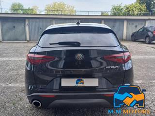 ALFA ROMEO Stelvio usata, con Autoradio