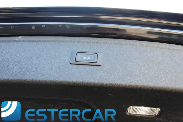 AUDI Q5 usata, con Autoradio digitale
