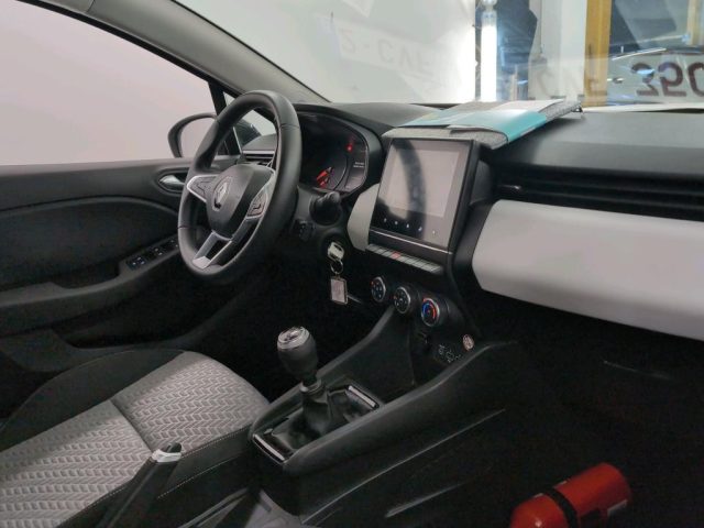 RENAULT Clio usata, con Autoradio