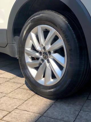 VOLKSWAGEN T-Cross usata, con Autoradio