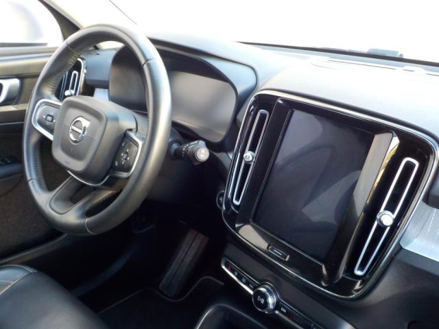 VOLVO XC40 usata, con Sedile posteriore sdoppiato