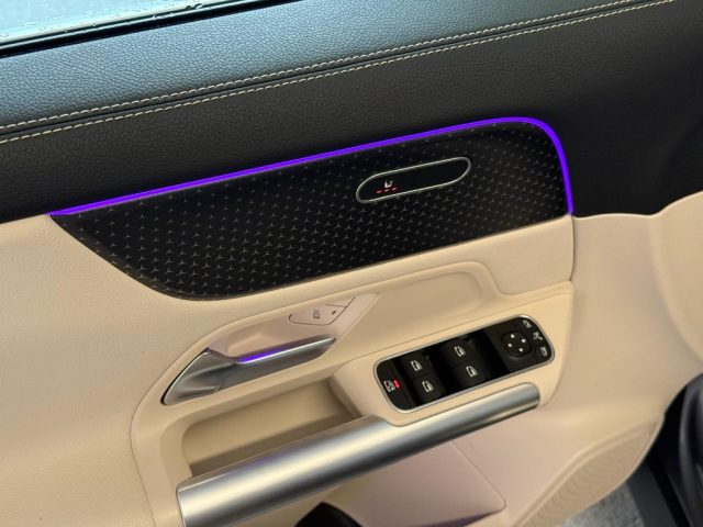 MERCEDES-BENZ GLA 180 usata, con Controllo trazione