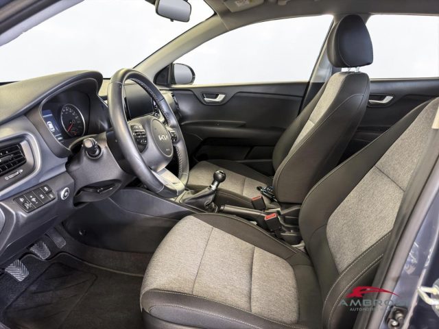 KIA Stonic usata 8