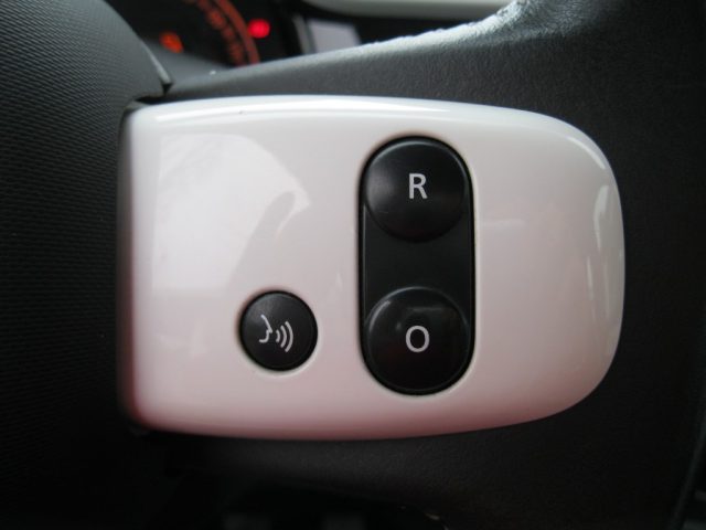 RENAULT Twingo usata, con Bluetooth