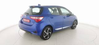 TOYOTA Yaris usata, con USB